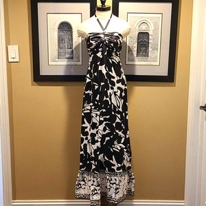 BNWT White House Black Market-100% silk maxi dress